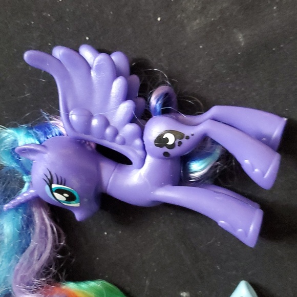 Friendship is Magic MLP figurines - Picture 3 of 12